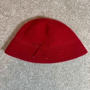 GAP Red Wool Cloche Hat with Velvet Ribbon - Women's Fashion Accessory